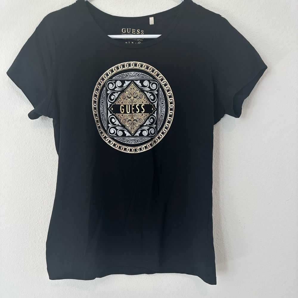 Women’s T-Shirt Guess